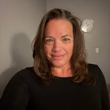 Hello.. my family and I are looking to relocate to the outskirts of Austin,  Texas next summer when the kids graduate. Can anyone recommend me a good  family oriented place to start