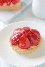 Tartelettes Aux Fraises Creme Patissiere Recette Facile Recette Tartelettes Fraise Mini Tarte Patissiere