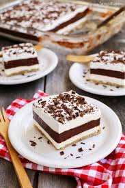 See more ideas about easter eggs, easter, easter egg hunt. Layered Chocolate Pudding Dessert With Salted Pecan Crust A Farmgirl S Dabbles