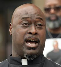 PHOTOS: Palmer family seeks answers