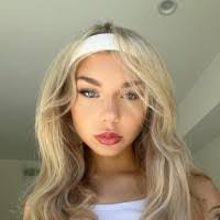 Emily Rodewald's Instagram, Twitter & Facebook