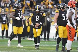 Aaron Rodgers rời sân vì chấn thương cổ tay khiến Steelers lo lắng | New York Post