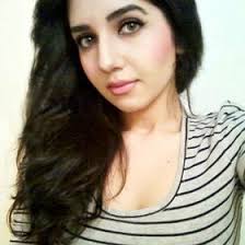 Anne Khan (annekhan04)