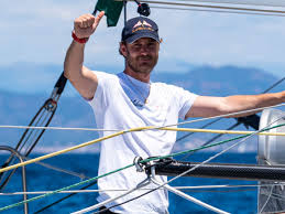 Relive his adventure in pictures! Pierre Casiraghi Fischerhut Crogs Carolines Sohn Zeigt Eine Neue Seite Von Sich Bunte De