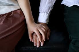 Ketahuan Berbuat Mesum, Sepasang Remaja Nyaris Dihakimi Massa