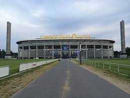 A leader in germany and europe, the bank is continuously growing in north america, asia and key emerging markets. Goodbye Commerzbank Arena The Sportpark Im Stadtwald Will Become Deutsche Bank Park Frankfurt Tipp