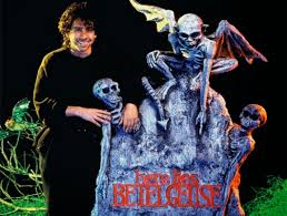 Beetlejuice 2 has been rumored for over 30 years but will michael keaton's ghost with the most ever return? Tim Burton En Conversaciones Para Dirigir La Secuela De Beetlejuice No Es Cine Todo Lo Que Reluce