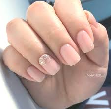 2.1 diseño de uñas de gel en rosa con bordes blanco. Nails Sencillas Elegantes Quieres Lucir Unas Unas Sencillas Para Una Boda O Un Evento Checa Estos 10 Disen Unas Sencillas Manicura De Unas Unas Para Graduacion