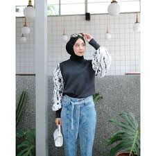 Fashion wanita toko fashion wanita & aksesoris. Pakaian Wanita Kekinian Elora Top Blouse Lengan Balon Terbaru Juli 2021 Harga Murah Kualitas Terjamin Blibli