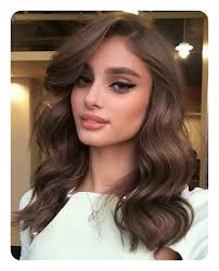 Cute modern short light brown hair color. 67 Amazing Chocolate Brown Hairstyles To Brighten Your Look