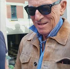 Hey, what are peoples thoughts