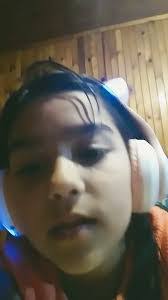 Laura Schank's Instagram, Twitter & Facebook