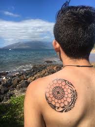 Our talented and creative tattoo artists specialize in different tattooing styles, including intricate designs, floral, pointillism, mandala, geometric. Paradise Tattoo Maui S Premiere Shop For Locals Visitors