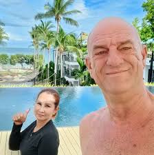 Good morning. Me and a couple of mates have booked to come to graceland  resort in April. Is there any different hotels any closer to bars or the  main area?