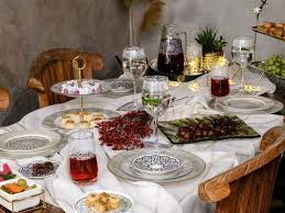 Center a large dinner plate before each table setting. 5 Ways To Perfect Your Table Settings For Iftar And Eid Gatherings Company Releases Gulf News