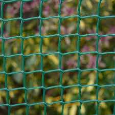 Green plastic square mesh 5 features: Tildenet Plastic Garden Mesh 6m X 1m Oasis Gardening Ltd