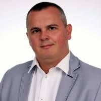 300+ profils pour “Karkowski”