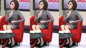 Celana dalam nya kelihatan saat live jangan lupa subscribe, 07/06/2018. Host Presenter Mc Fokus C 11062014 Hd5000 Youtube