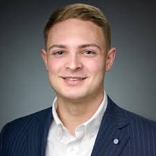 Kobe Cain, Realtor