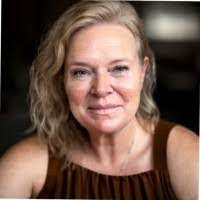 Pamela Sharkey's Instagram, Twitter & Facebook