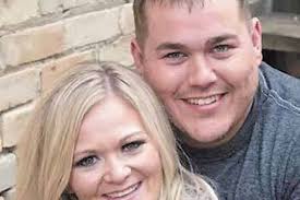 Tara Copley's Instagram, Twitter & Facebook