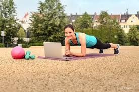 Der fokus auf dein kraftzentrum macht hier den unterschied. Beckenboden Ubungen Die 5 Besten Techniken Mit Pilates