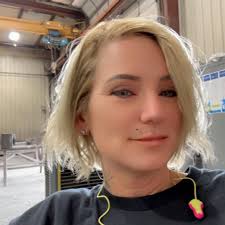 Does anyone have difficulty especially with the fascia tissue throughout  the body getting stuck a lot, pulling and causing pain or burning?