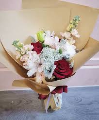 This Week S Pick Is A Charming Combination Of Deep Reds And Champagnes One Of Our Favourite Palette Pick One Bunc Flower Arrangements Flower Delivery Deep Red