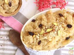 Suji Halwa Recipe With Milk Indian Semolina Pudding Recipe In 2020 Semolina Pudding Indian Dessert Recipes Indian Desserts