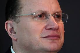 HSBC's History-Making New Chairman Is a Wise Choice