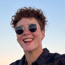 Kelly Rockafellow's Instagram, Twitter & Facebook