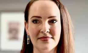 Ella Masters's Instagram, Twitter & Facebook