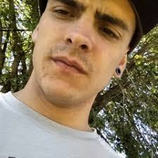 Samantha Nova's Instagram, Twitter & Facebook