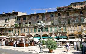 427.862 unabhängige bewertungen von hotels, restaurants und sehenswürdigkeiten sowie authentische reisefotos. Verona Touristische Informationen