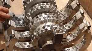 Hi vor kurzem habe ich auf youtobe ein video von einem magnetmotor gesehen. Magnetmotor Wasif Kahloon Sorgt Fur Viel Wirbel Das Geht Anders Blog Fur Freie Energie