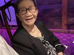 Mrs. Erlinda "Linda" Cruz's Memorial Website