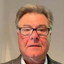 Alan Tye's Instagram, Twitter & Facebook