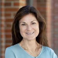 Emily Kaminsky's Instagram, Twitter & Facebook