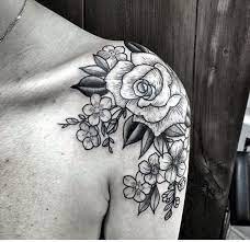 Yeni Ve Cekici Kadin Omuz Dovme Modelleri Kadin Ve Trend Moda Guzellik Ve Saglik Blogu Cool Shoulder Tattoos Woodcut Tattoo Shoulder Tattoos For Women