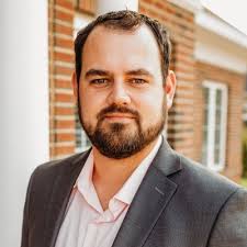 How to Help Your Employees Find Their Career Paths