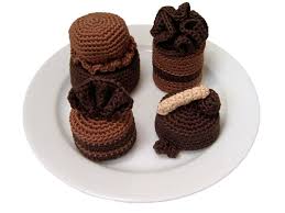 A Moment On The Lips A Lifetime On The Hips Friends A Moment On The Lips A Lifetime On The Hips Risky Decision Now You Can Enjoy Such A Thing With Visua Crochet Cake Crochet Food Christmas Crochet Patterns