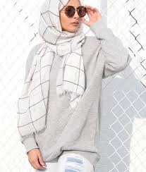 Hasil gambar untuk trending hijab styles