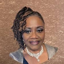 Arianna Cunningham's Instagram, Twitter & Facebook