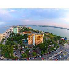 Camera Dubla Standard Hotel Majestic Mamaia 05 07 2019 12 07 2019 Demipensiune 3 Stele Plus 2 Adulti Emag Ro