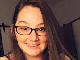 Amanda Ashmore's Instagram, Twitter & Facebook