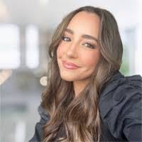 Alexandra Brucker's Instagram, Twitter & Facebook