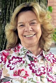 It is with great sadness that we announce that we have lost another  classmate. Lana you will be missed by everyone. Sending much love, sympathy  and prayers to your family..