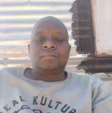 What could be the problem with my Opel Corsa Gamma showing a check engine  light?