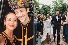 Like most celebrities, grant gustin tries to keep his personal and love life private, so check back often as we will continue to update this page with new dating news and rumors. Photos Grant The Flash Gustin Officially Ties The Knot With Malaysian Andrea Thoma Andrea Thomas The Flash Grant Gustin Gustin