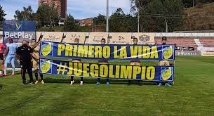 Águilas doradas confirmó que, de los 18 casos positivos, 14 son jugadores, los demás son en un hecho insólito en el fútbol nacional e internacional, águilas doradas se tuvo que presentar con tan. Ixbrudealg4ijm